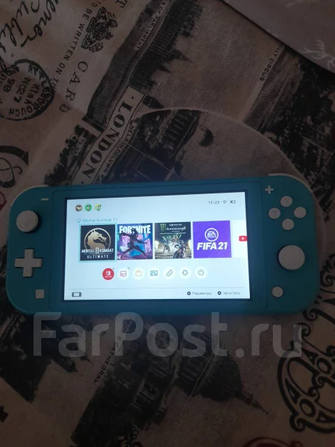Nintendo Switch Lite ����