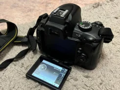 Nikon D5000 Body ����