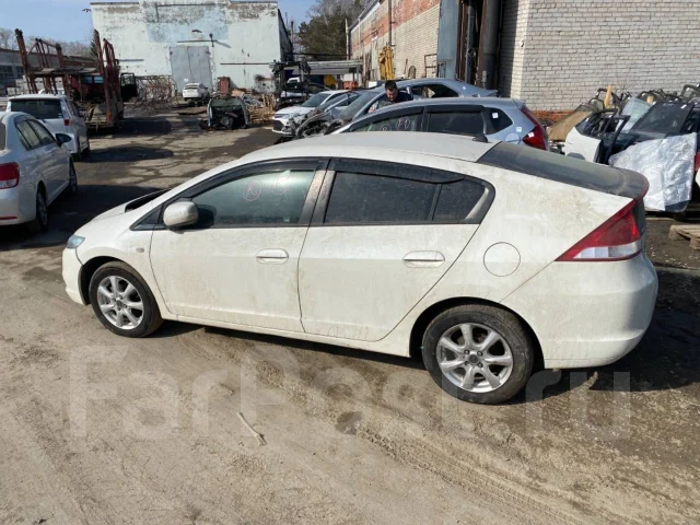 Honda Insight. ZE2, LDA ����