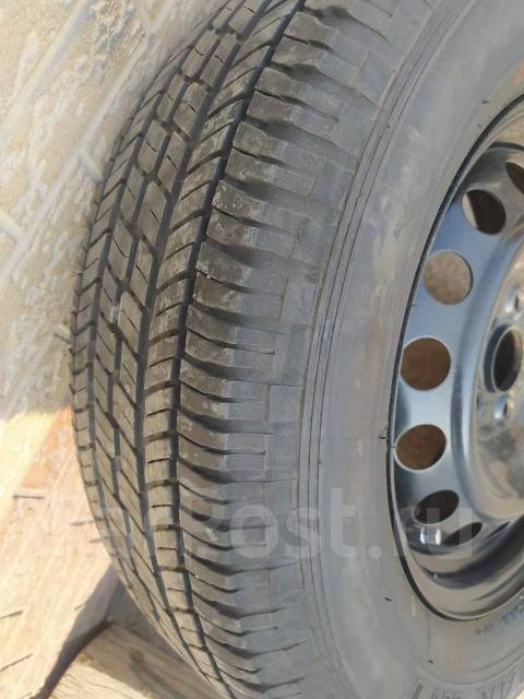 Yokohama, 205/70 R15, автомобильные шины, цена: 2 000₽, 15", 1 шт, в ...