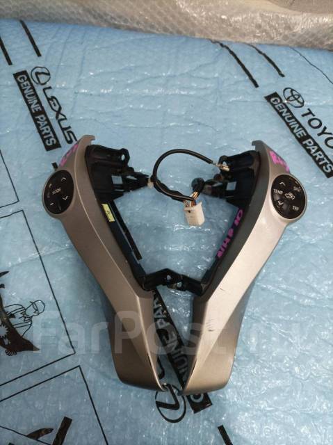 Кнопки мультируля Toyota купить во Владивостоке по цене: 2 000 ...