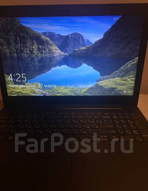 Lenovo. 15.6", 260����, ��� 256 �� � ������, ���� 8���, WiFi: 1, Bluetooth: 1, ����������� �� 2��. ����
