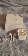 Apple AirPods ����