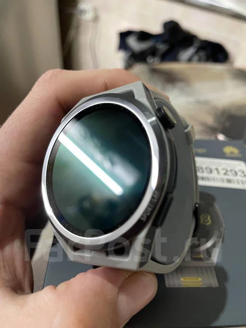 Huawei Watch GT Runner. GPS, NFC ����