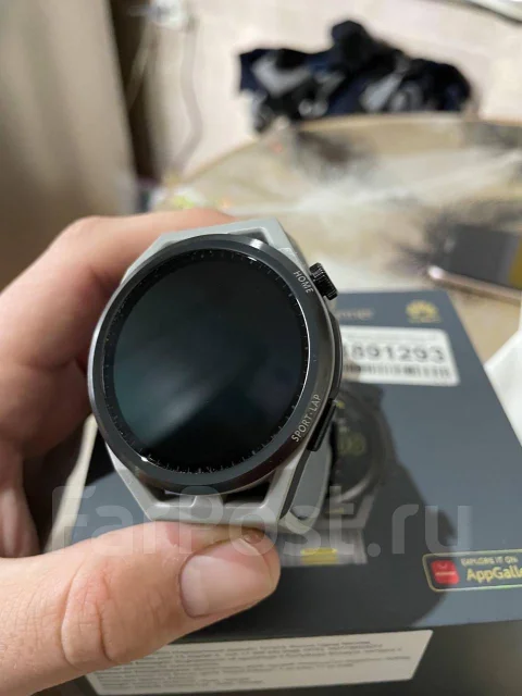 Huawei Watch GT Runner. GPS, NFC ����