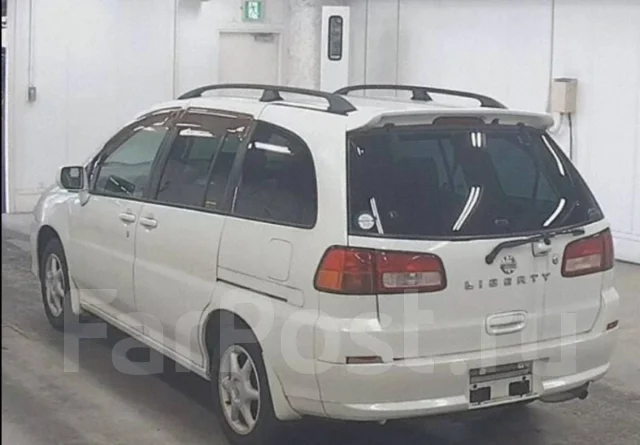 Nissan Liberty. RM12, QR20 ����