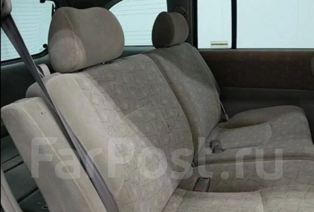 Nissan Liberty. RM12, QR20 ����