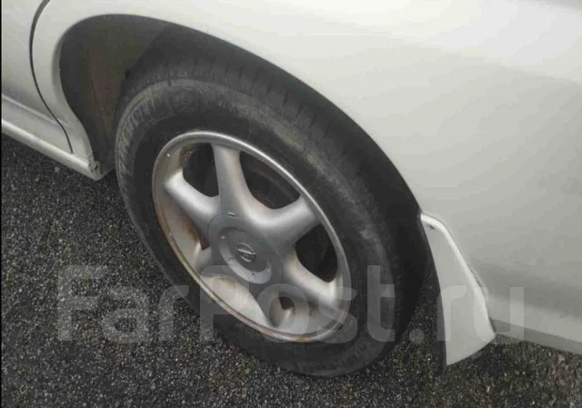 Nissan Liberty. RM12, QR20 ����