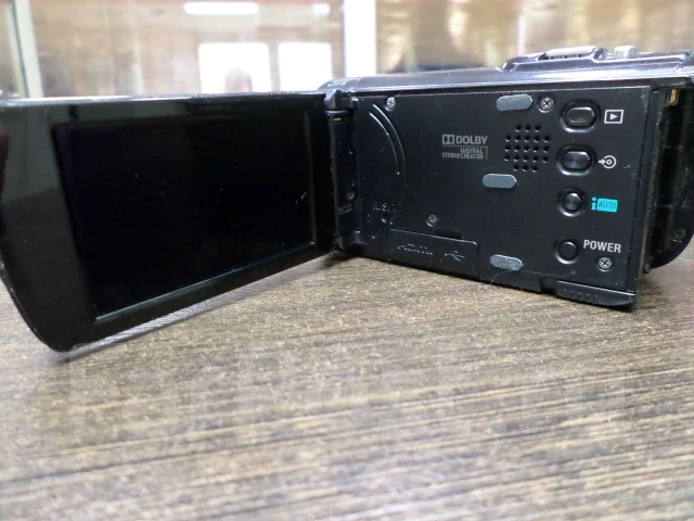 Sony HDR-CX110E ����