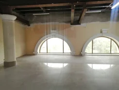 �������� ��������� �� ��������� ���������. 650��&sup2;, ����� ���������-��������� 7, �-� �����������, 2/3 ���� ����