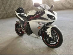Yamaha R1. 1 000����. ��., ��������, ��� ���, � �������� ����