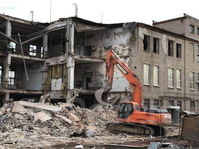 Снос, демонтаж, разбор, утилизация зданий, домов, строений, сооружений ...