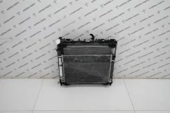 ������� ���������� � ����� 3.0 V6 D Gen2 Twin Turbo, 4.4 DOHC V8 Diesel Land Rover LR137975 LR137975 ����