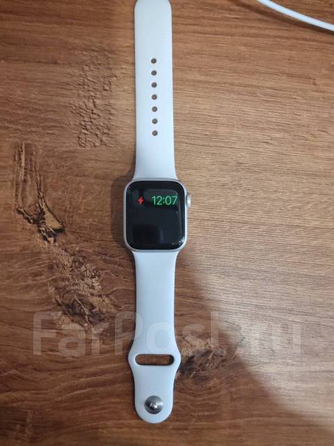 Apple Watch Se 40 mm, умные часы, б/у, в наличии. Цена: 19 099₽ во ...