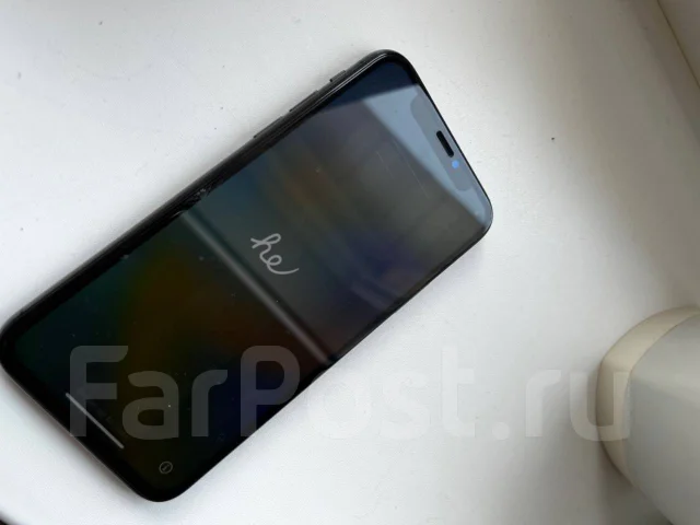 Apple iPhone X. �/�, 64 ��, ������, 4G LTE ����