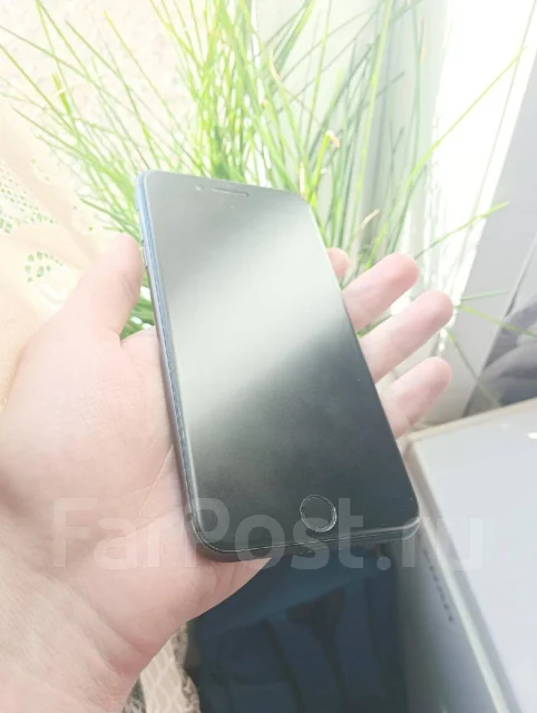Apple iPhone 8 Plus. �/�, 64 ��, ������, 3G, 4G LTE, ����������, NFC ����