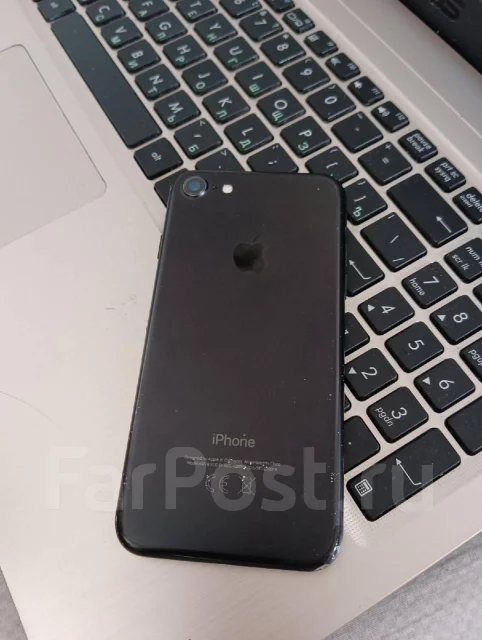 Apple iPhone 7. �/�, 32 ��, ������, 3G, 4G LTE, ����������, NFC ����