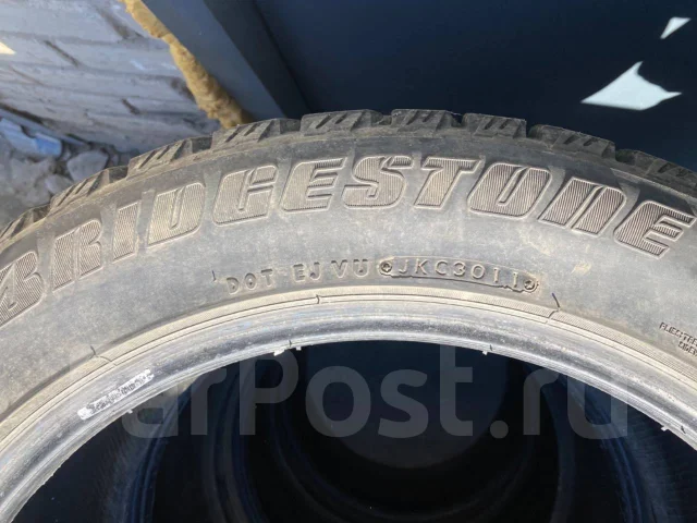 Bridgestone Blizzak LM-60. �����������, 2011 ���, �/�, ����� 10 % ����