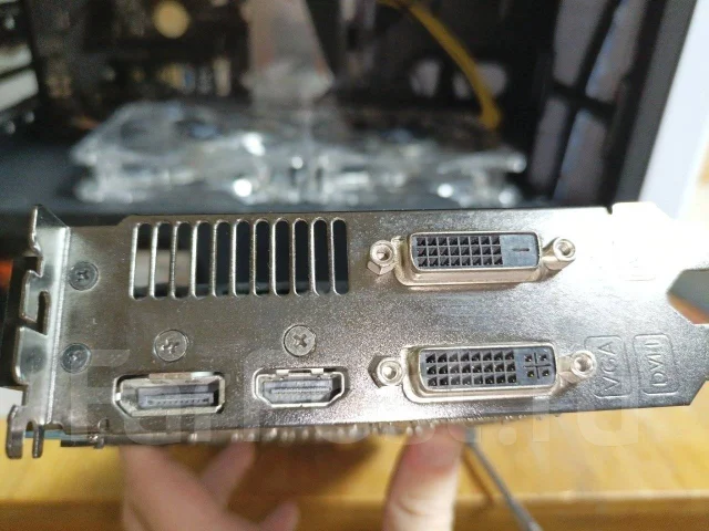 Radeon R9 270X ����