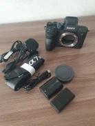 Sony Alpha ILCE-7 IV Body ����