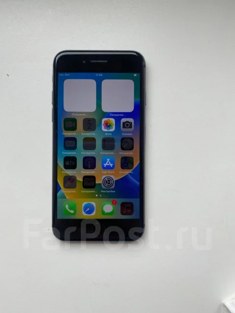 Apple iPhone 8. �/�, 64 ��, ������, 3G, 4G LTE, NFC ����