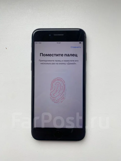 Apple iPhone 8. �/�, 64 ��, ������, 3G, 4G LTE, NFC ����