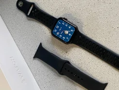 Apple Watch Series 4. NFC ����