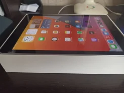 Apple iPad 9. 9.7 ������, ������ 32 �� ����