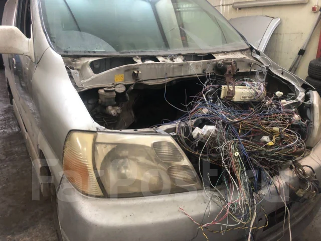 Toyota Grand Hiace ����