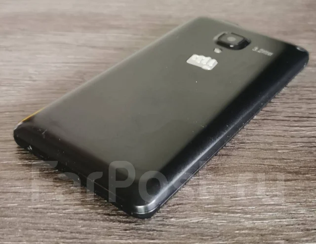 Micromax Bolt D305. �/�, �� 8 ��, ������, 3G, Dual-SIM ����