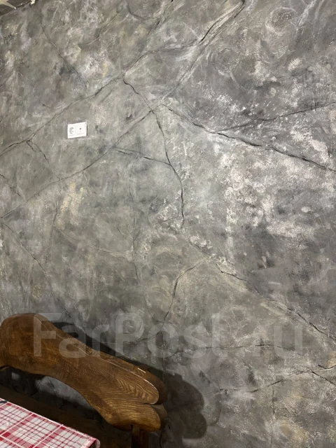 Абстрактный художник. Роспись стен. Декоратор. Арт-бетон во Владивостоке