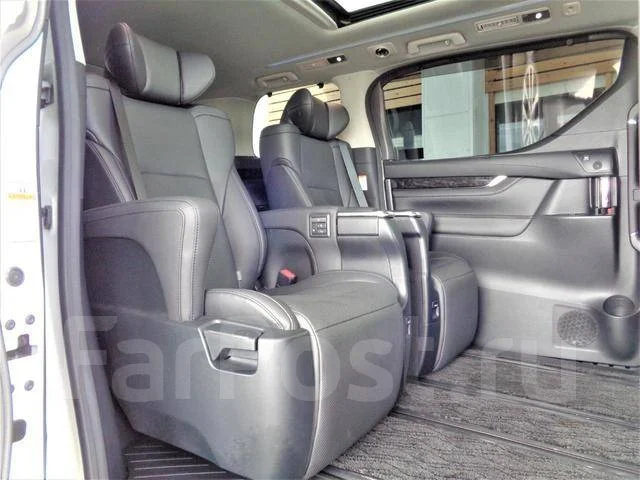 Toyota Vellfire. ��������, 4wd, 2.5 (182��.�.), ������, 45 000����. ��, �/�. ��� ����� �� ������������ ����