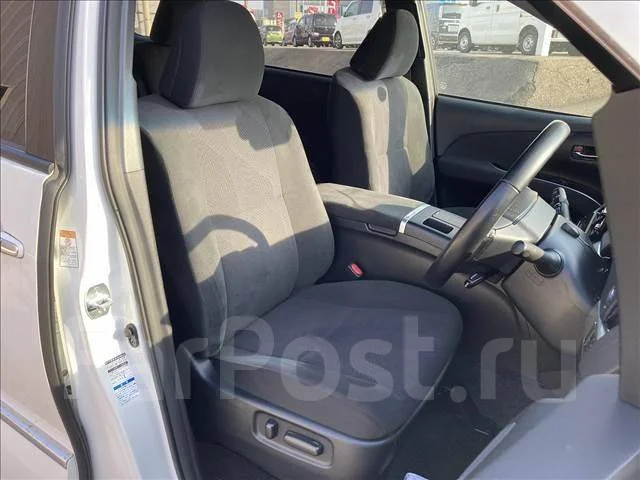 Toyota Estima. ��������, 4wd, 2.4 (150��.�.), ������, 65 000����. ��, �/�. ��� ����� �� ������������ ����