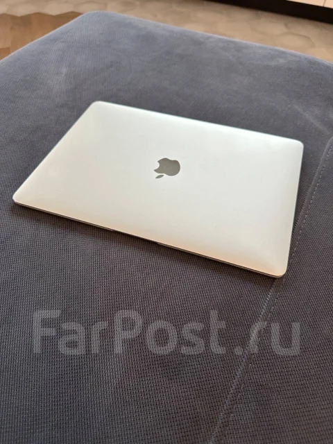 Apple MacBook Air 13 2018 MREA2. 13.3", 1,6����, ��� 8 ��, ���� 128���, WiFi: 1, Bluetooth: 1 ����
