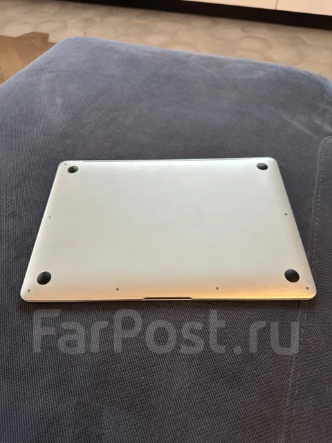 Apple MacBook Air 13 2018 MREA2. 13.3", 1,6����, ��� 8 ��, ���� 128���, WiFi: 1, Bluetooth: 1 ����
