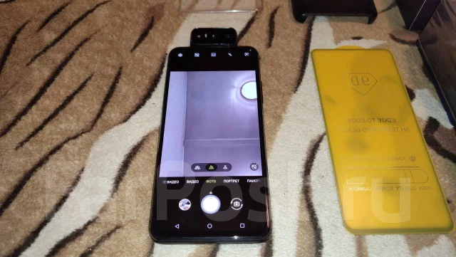 Asus ZenFone 7 Pro. �/�, 256 ��, ������, 3G, 4G LTE, 5G, Dual-SIM, NFC ����