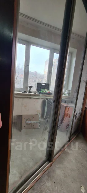 Шкаф купе зеркальный прямой отдельно стоящий, б/у, в наличии. Цена: 6 ...