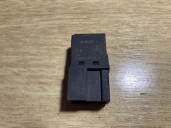 �������� ������������ ���� Mitsubishi MB953382 ����