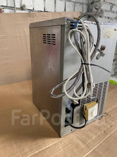 Ледогенератор, б/у, в наличии. Цена: 9 000₽ во Владивостоке