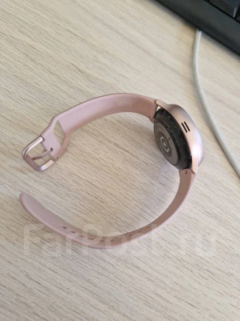 Samsung Galaxy Watch Active2. NFC, IP68 ����