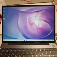 Huawei MateBook 13. 13", 2,1����, ��� 16 ��, ���� 512���, WiFi: 1, Bluetooth: 1, ����������� �� 10��. ����