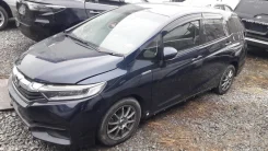 Honda Shuttle. GP7 ����