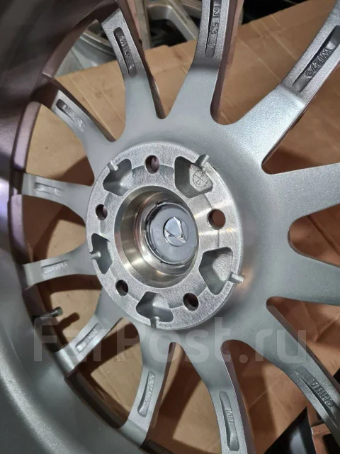 Vatrra. 7.0x17", 5x114.3, ET53, �� 73���. ����