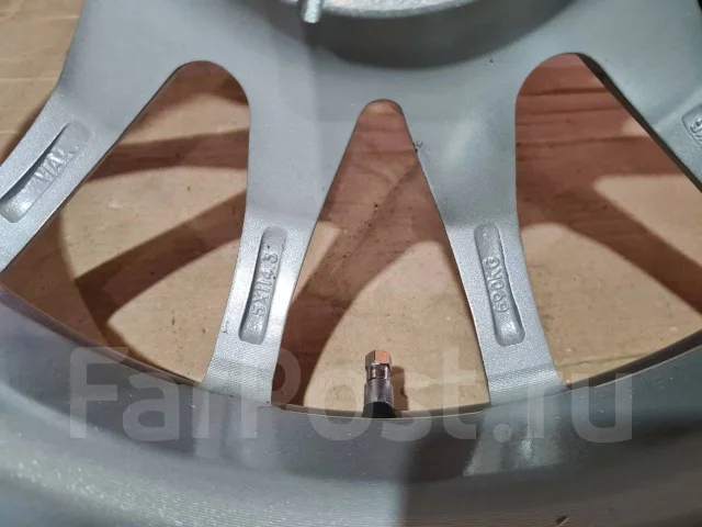 Vatrra. 7.0x17", 5x114.3, ET53, �� 73���. ����