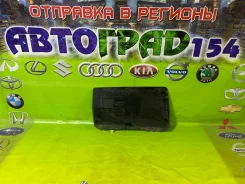 ������ ����� ������ ������ �� Toyota WISH ZNE10 68103-68020 ����
