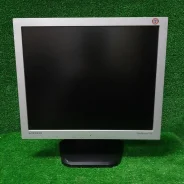 Samsung. 17", ���������� �� (LCD, LED, QLED) ����