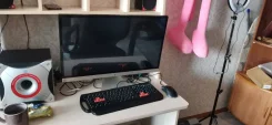 Asus. 1,8����, ��� 8 ��, ���� 1 000���, WiFi, Bluetooth ����