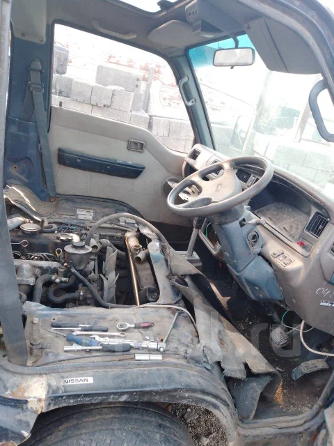 Nissan Caravan. KRME24, TD27 ����