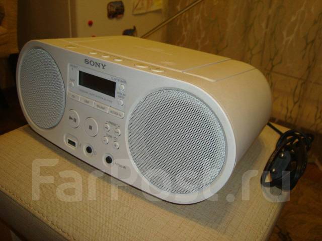 Срочно! Магнитола "SONY" ZS-PS50, цвет белый, CD/USB/FM, б/у, в наличии ...