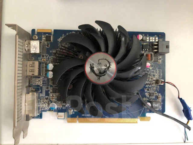 Radeon HD 7770 ����